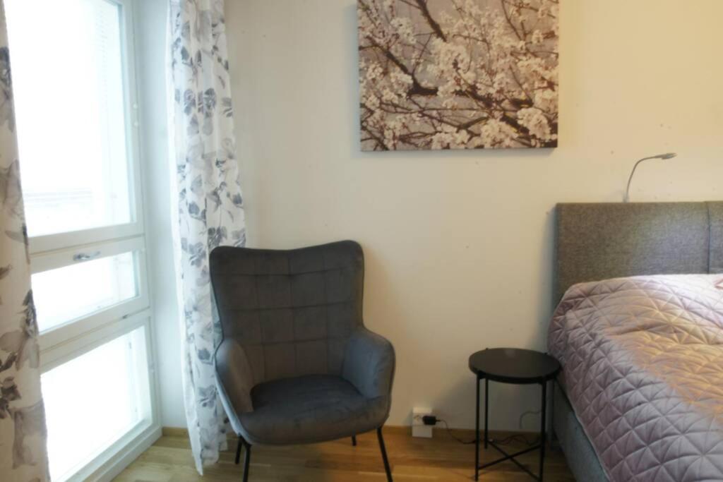 オウルKeskustan Kaksio 45 M2 Autopaikalla, Rautatienkatu 19, 9 Krsアパートメント エクステリア 写真