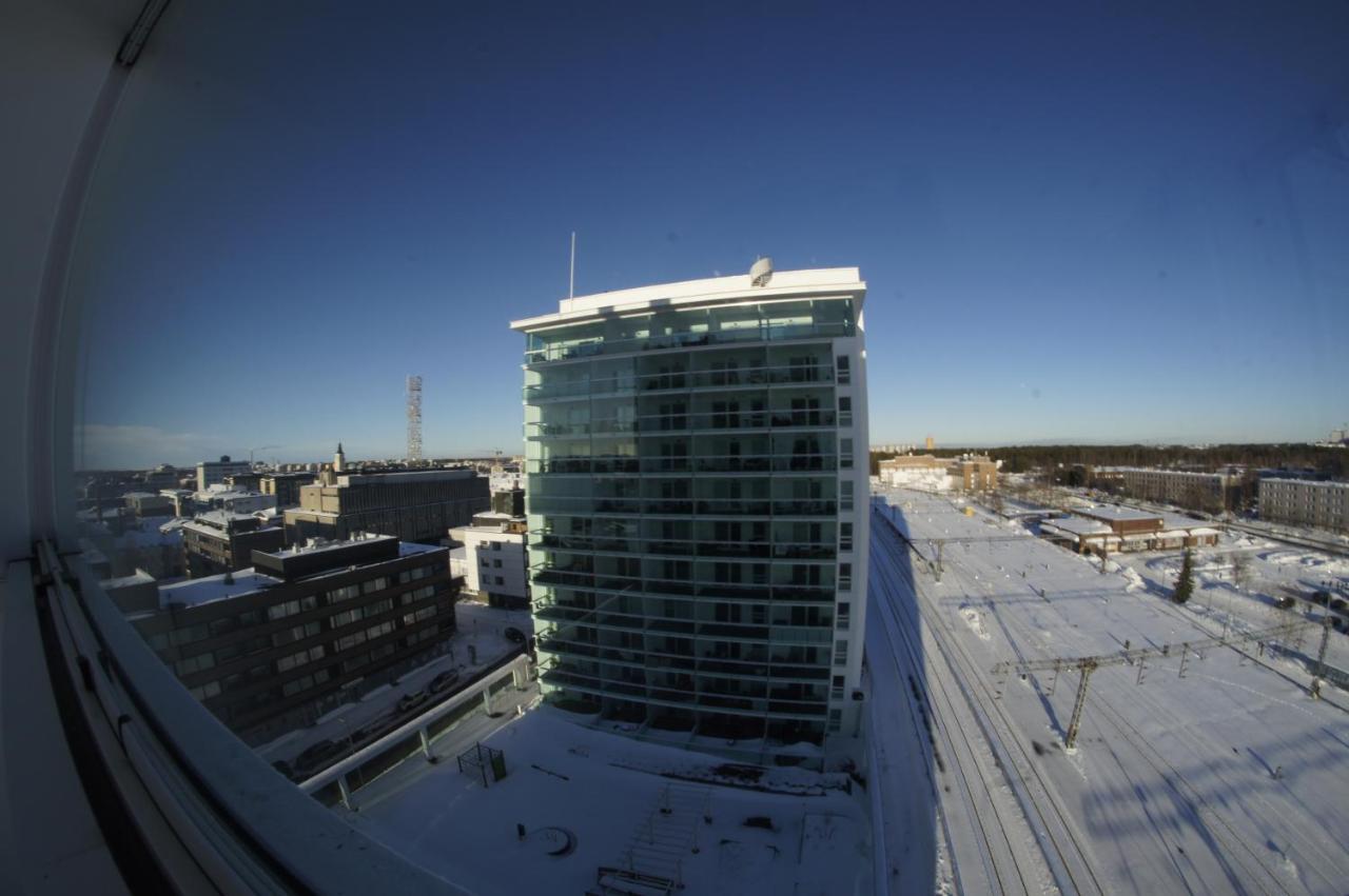 オウルKeskustan Kaksio 45 M2 Autopaikalla, Rautatienkatu 19, 9 Krsアパートメント エクステリア 写真