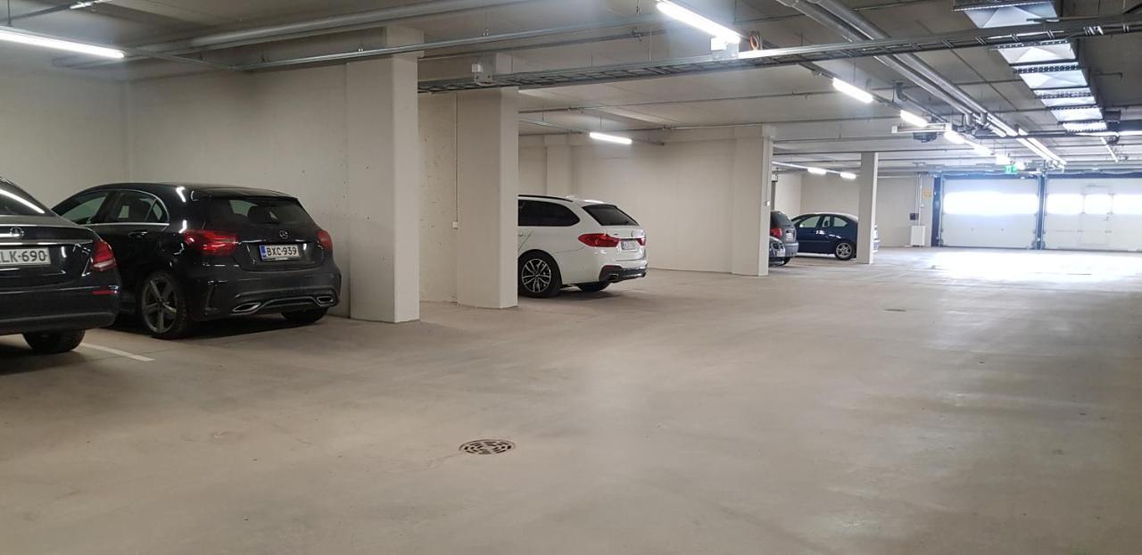 オウルKeskustan Kaksio 45 M2 Autopaikalla, Rautatienkatu 19, 9 Krsアパートメント エクステリア 写真