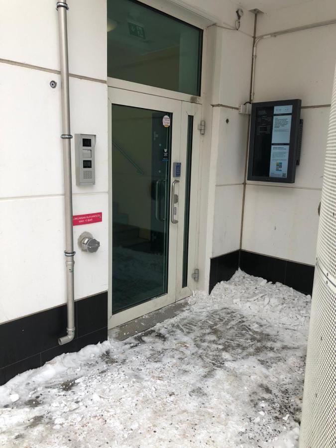 オウルKeskustan Kaksio 45 M2 Autopaikalla, Rautatienkatu 19, 9 Krsアパートメント エクステリア 写真